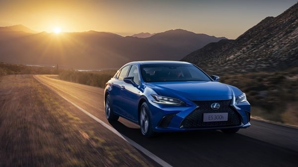 Lexus ES
