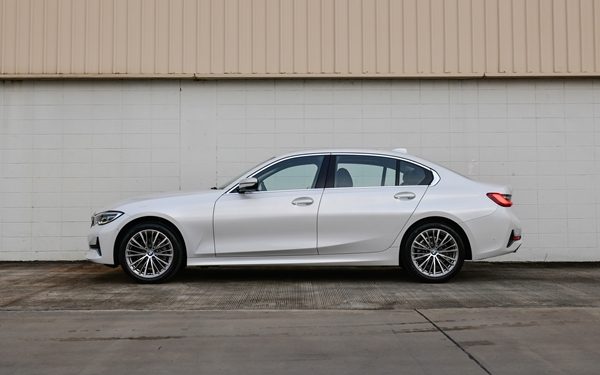 BMW 320Li Luxury