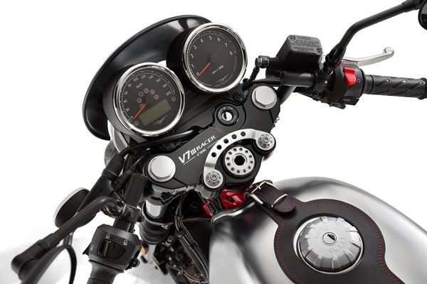 Moto Guzzi V7 III Racer