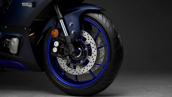 Yamaha YZF-R7