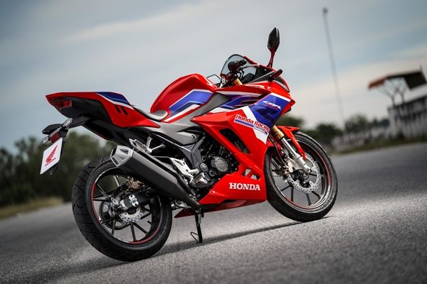 Honda CBR150R