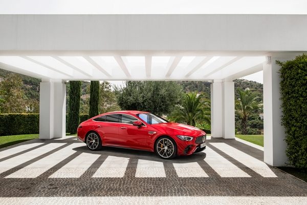 Mercedes-AMG GT 63 E Performance