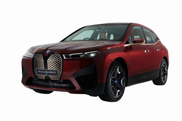BMW iX 