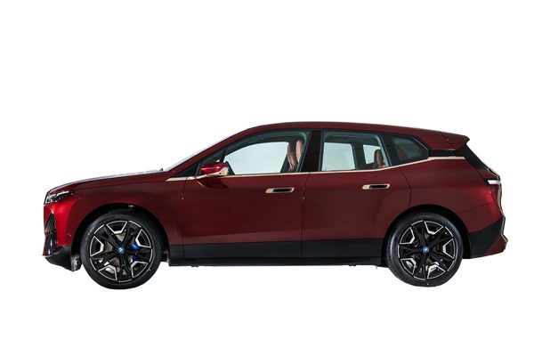BMW iX 