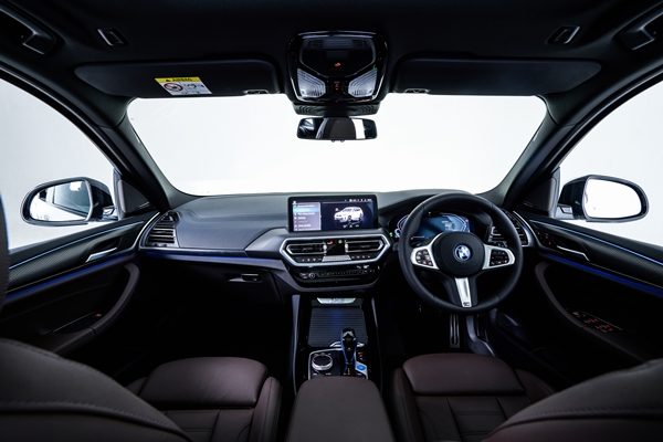 BMW iX3 