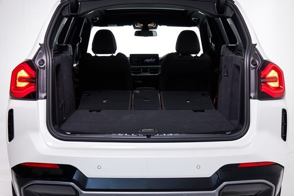 BMW iX3 