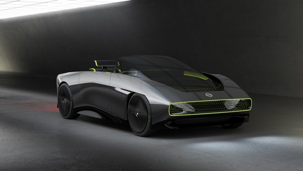 Nissan Max-Out concept car