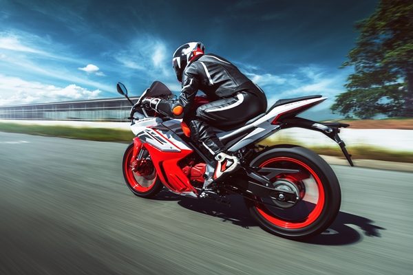 News GPX DEMON GR200R