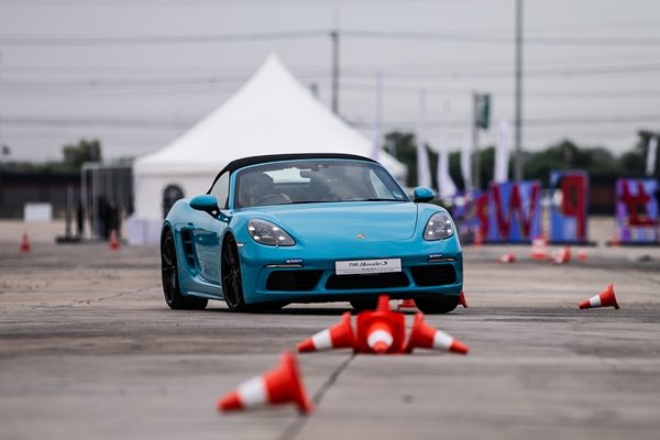 Porsche Instructors