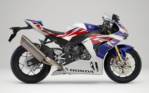 Honda CBR1000RR-R FIREBLADE SP 30th Anniversary
