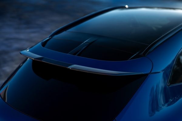 Aston Martin DBX707 