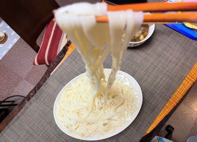 เส้นอุด้ง