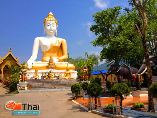 วัดพระธาตุดอยคำ