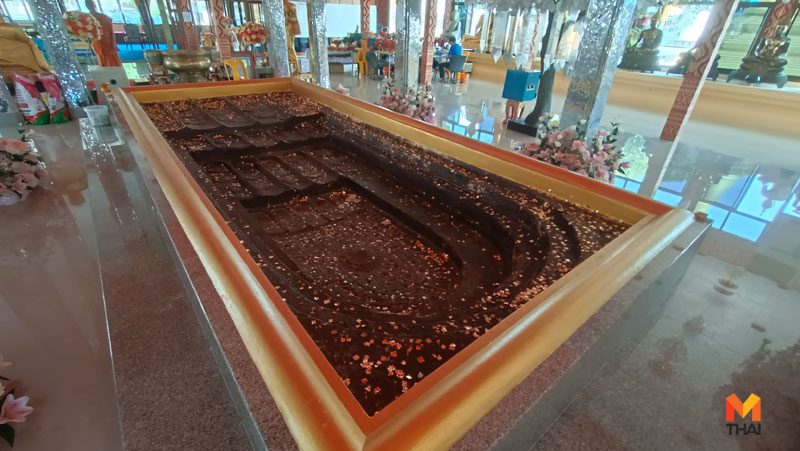 รอยพระพุทธบาท