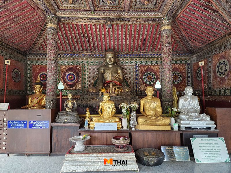 พระพุทธรูปบัวเข็ม