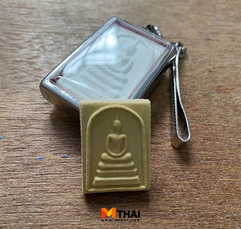 พระเครื่องแตกหัก