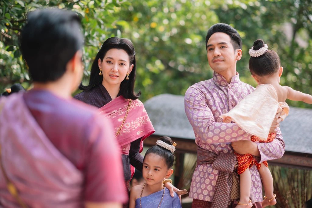 ละคร พรหมลิขิต