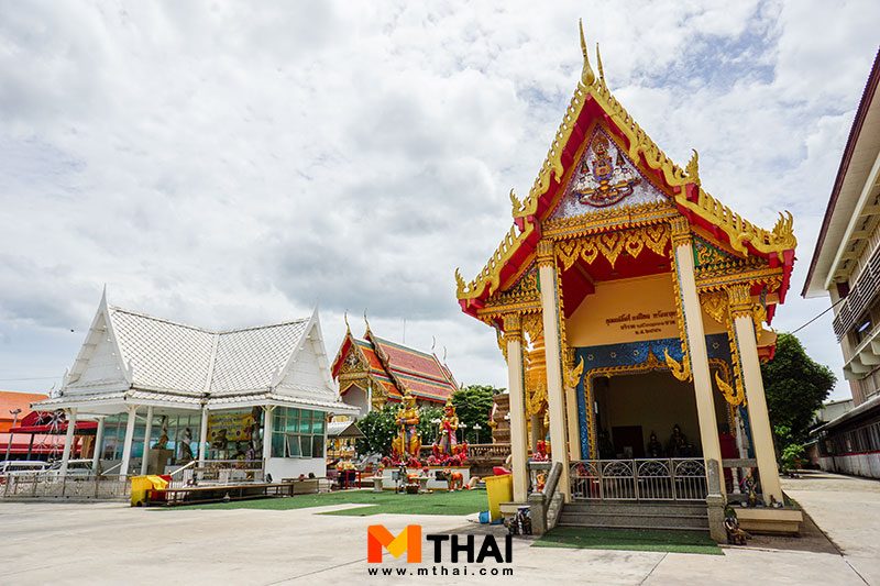 วัดย่านบางกรวย