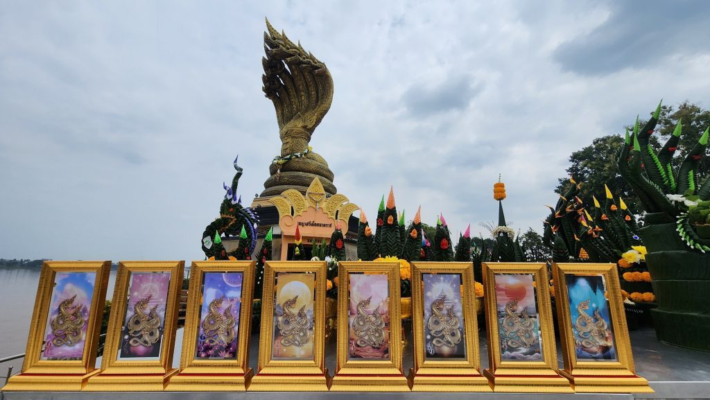 ภาพพิธีบวงสรวงวอลเปเปอร์ พญานาคเกี้ยว