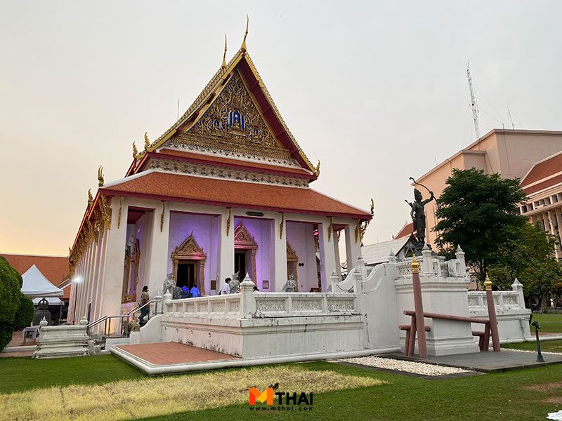 พระที่นั่งพุทไธสวรรย์
