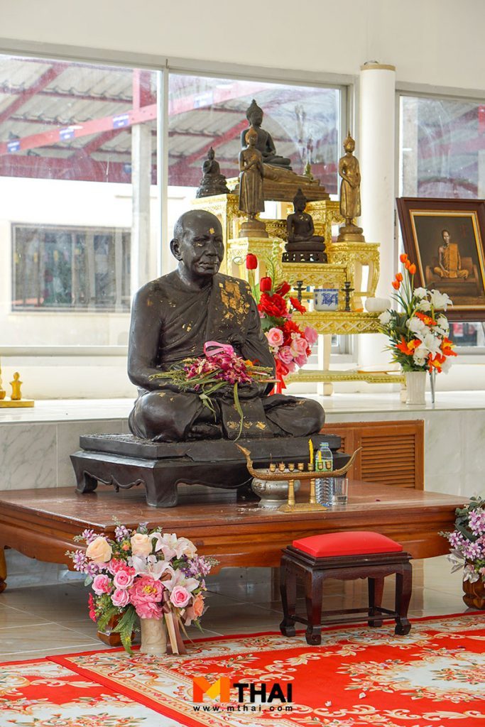 พระ