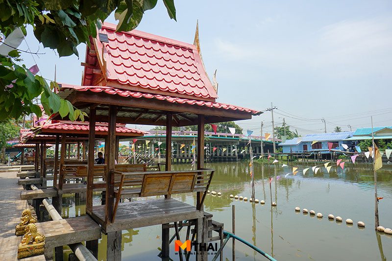 ศาลาริมน้ำ