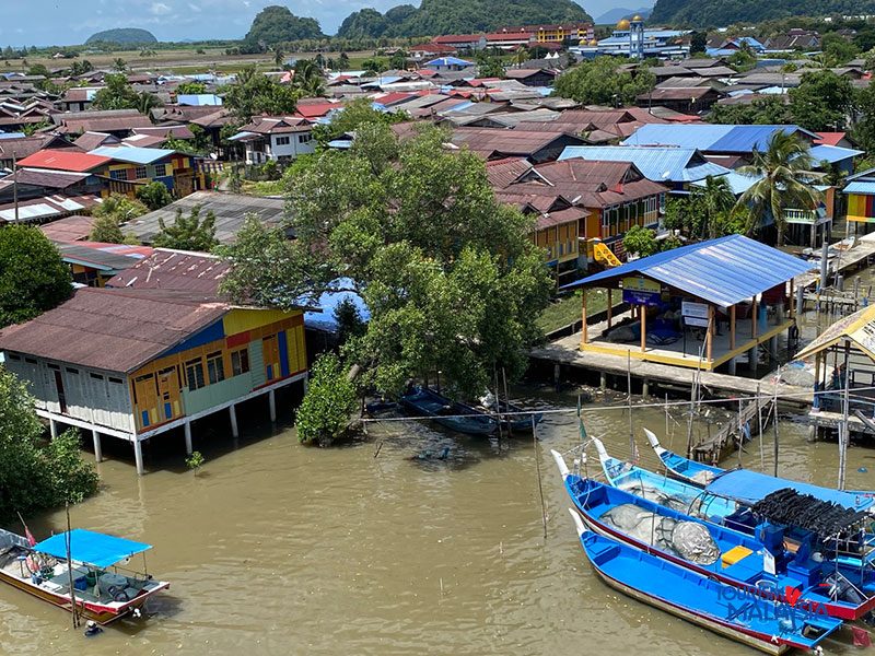 หมู่บ้านประมง