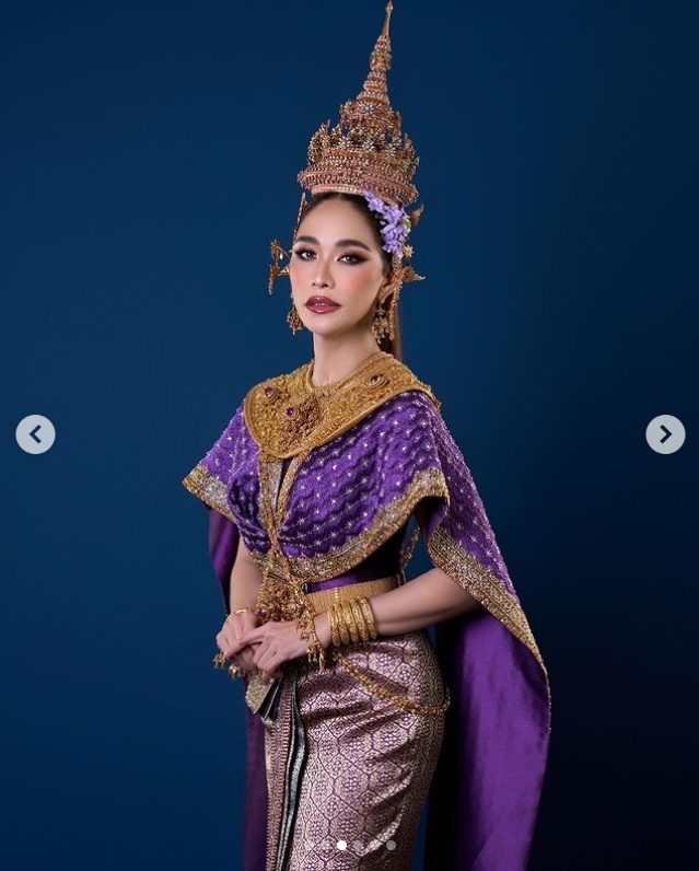 พลอย เฌอมาลย์