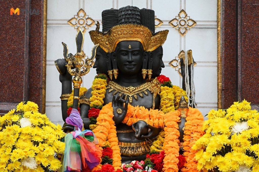 พระตรีมูรติ
