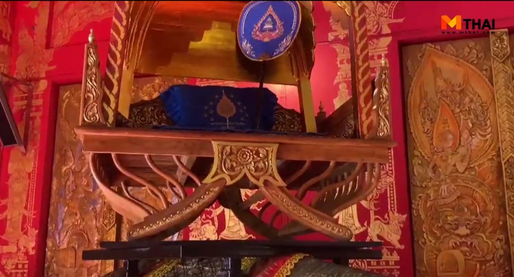 ธรรมาสน์