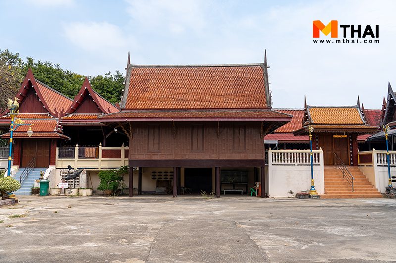 เรือนไทย