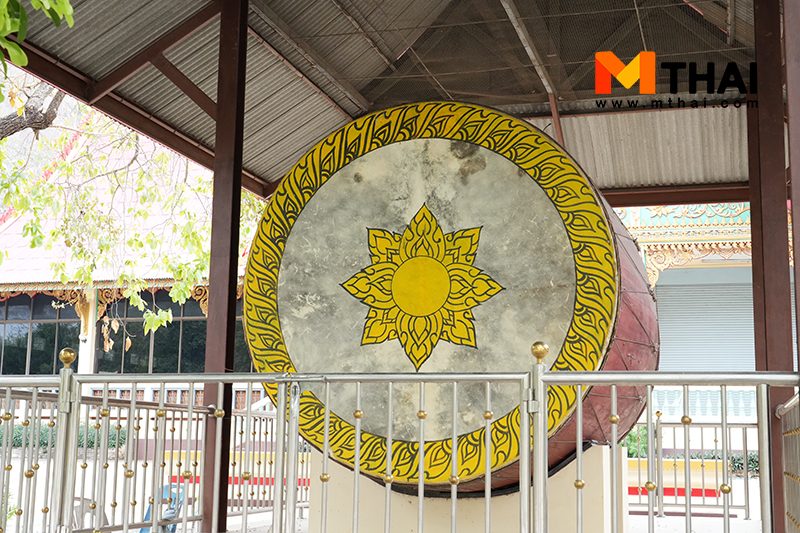 กลอง