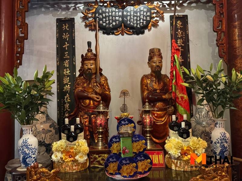 สิ่งศักดิ์สิทธิ์ภายในวัด