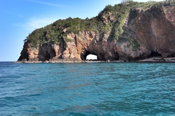 เกาะทะลุ อ.บางสะพานน้อย เกาะทะลุ อ.บางสะพานน้อย