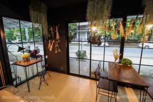 Rocha cafe’ Photharam