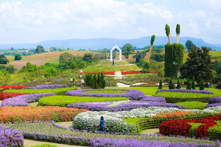 ฟลอร่าพาร์ค วังน้ำเขียว จังหวัดนครราชสีมา