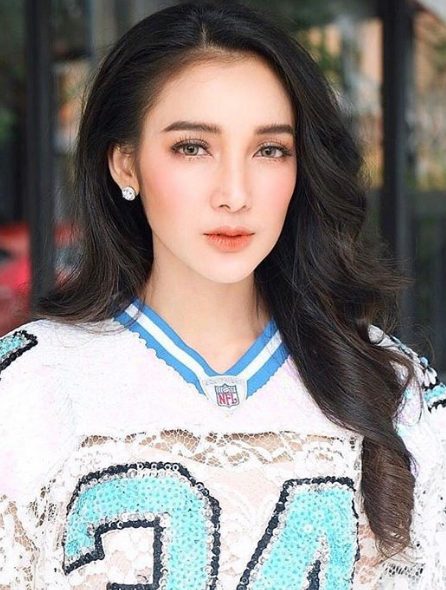 วิธีทาปากแบบเบลอๆ
