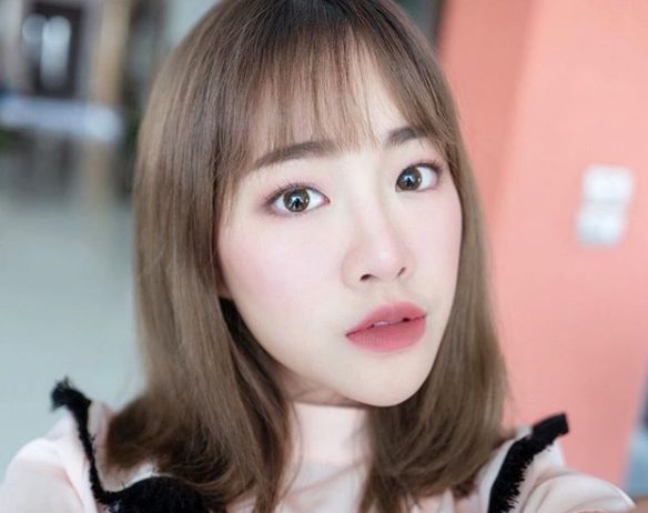 วิธีการทาปากแบบเบลอๆ