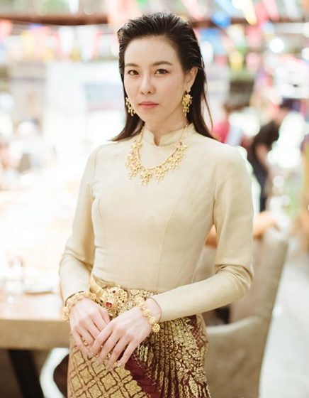 แต่งหน้าชุดไทย