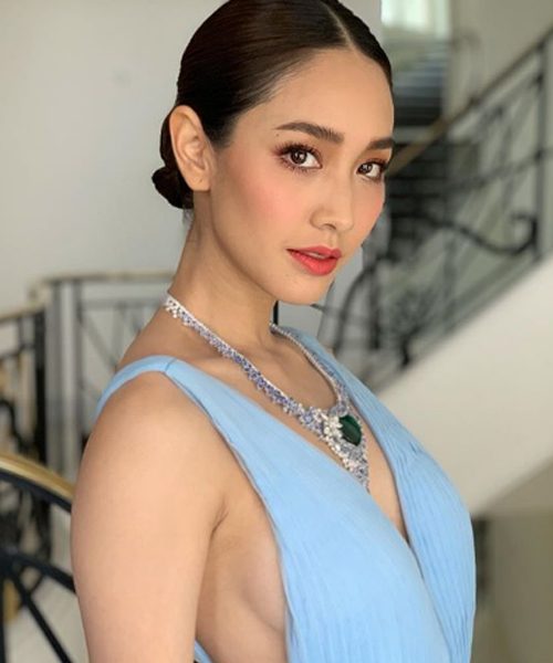 มีน พีชญา