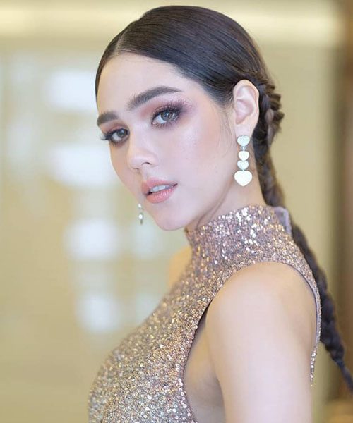 ชมพู่
