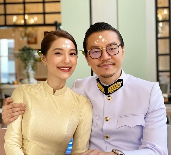 ชุดแต่งงาน มิว นิษฐา