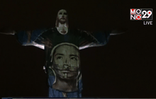 ฉายภาพป่าอเมซอนบนรูปปั้นพระเยซูในบราซิล