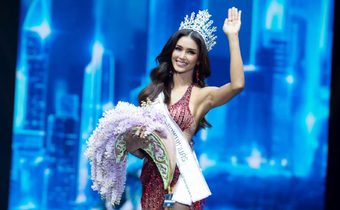 “แพรว-แพรวณิชยฐ์ เรืองทอง” คว้ามงม้วนเดียวจบ ครองมงกุฏ มิสยูนิเวิร์สกรุงเทพมหานคร 2025