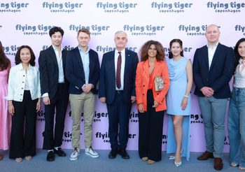 ‘Flying Tiger Copenhagen’ แบรนด์ดังสัญชาติเดนมาร์ก บุกไทยครั้งแรก!! เปิดตัวสุดเซอร์ไพรส์ “Nice to Meet You, Flying Tiger Copenhagen” ร่วมสัมผัสไอเทมสุดคิวต์ เติมไอเดียและไลฟ์สไตล์สนุก สร้างสรรค์ในทุกๆวัน เริ่มช้อปได้สาขาแรกที่ ศูนย์การค้า ‘เอ็มสเฟียร์’