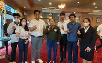 เยาวชน เผย ลุงป้อมใจดี ยืนยันไม่ดุเหมือนในทีวี ปิดห้องคุยข้ามขัดแย้ง