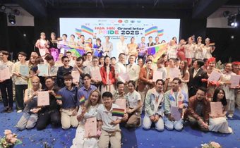 ยิ่งใหญ่อบอุ่น! 23 คู่รัก LGBTQIAN+ สร้างปรากฏการณ์ ร่วมจดทะเบียนสมรสเท่าเทียมครั้งแรกในไทย ที่งาน “Hua Hin Grand Inter Pride 2025”