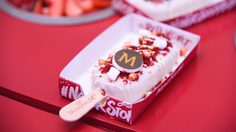 ‘แม็กนั่ม เรด เวลเว็ท’ ครีเอทเมนูพิเศษสุดพิเศษ ภายใน “แม็กนั่ม โฮเทล เดอ เพลย์”