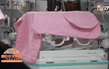 ตำรวจเร่งเก็บหลักฐาน ไล่ล่าคนร้ายแทงทารก 14 แผล 