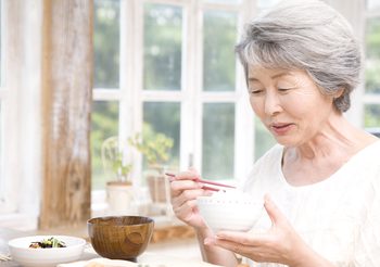 อายุยืนทำอย่างไร? 5 เคล็ดลับง่ายๆ ที่ทำให้ชาวญี่ปุ่น อายุยืนยาวร้อยปี